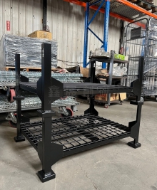 可堆疊吊掛模具架