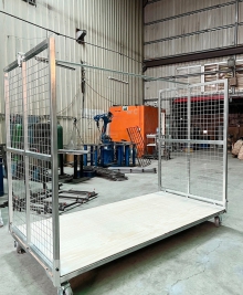 可收納U型台車_底部鋪木板