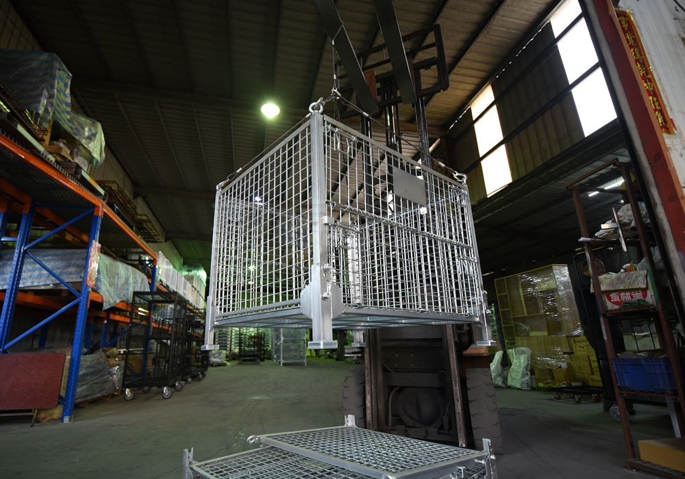 吊掛式積摺架 / 蝴蝶籠